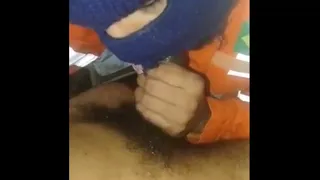 Casado trabalhador do estaleiro escondeu a aliança pra poder ser macetado por mim. Tomou gostoso e ganhou leite quentinho. (Prévia)
