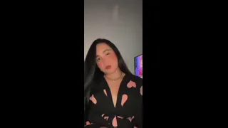 CHICA TIERNA LATINA COLOMBIANA EN SU DEBUT