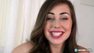 Lexi Lovell : Popular Girl