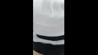 La novia infiel de mi mejor amigo, follamos rico en las escaleras de la fiesta.
