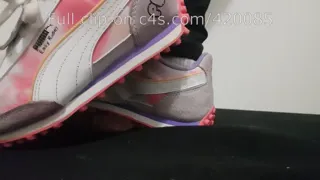 LittleShoes - Puma Easy Rider Cock Trample Size 34 Preview