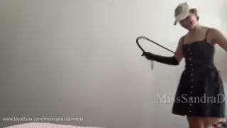 Bull whip practice, from my live stream, custom whip by whip_willy on ig MISSSANDRADOMINA