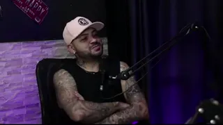 CRIARAM UMA AMIZADE POR CAUSA DE UM ARROZ QUEIMADO, E O TINDER... - KYLIE G & ZATCH LUCKY (MOAI TV)
