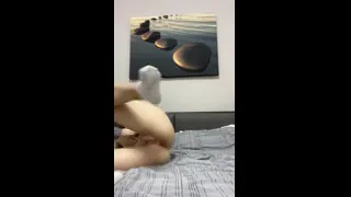 NATURAL PUSSY LICKS HARD UNDER BRIGHT LIGHT
