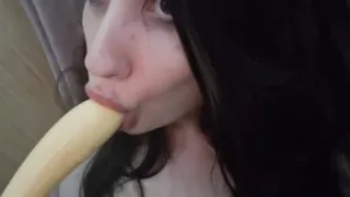 An 18-year-old virgin learns how to give a blowjob using a yellow vibrator