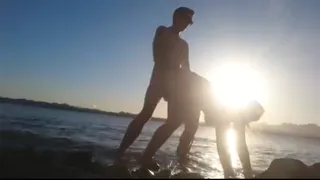 Public Beach Sex and Caught on Cam Fucking Curvy Babe