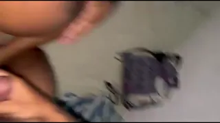 MINHA CUNHADA ME VIU DEITADO E ACABOU NÃO RESISTINDO