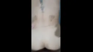 Hermanastra acostumbrada a que la grabe cogiendo. Culo rico