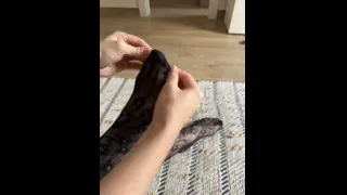 Bored at home, dm me for nudes 😊