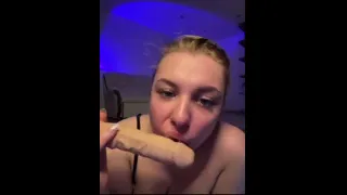 Jucielussie's big ass pumps under rush