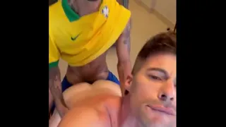 A Seleção Brasileira ganhou o jogo, mas o verdadeiro troféu quem ganhou foi eu após a partida com o pauzão dele dentro de mim.