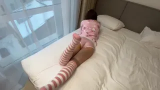 STEPDAD PLAYS WITH MY PUSSY FOR A CREAMPIE