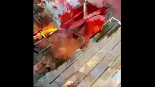 Empregada Gemendo , Sentando e Mostrando a Buceta de Pertinho e Recebeu Muita Porra do Patrão