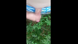 Watching a boy piss and cum💦🐍