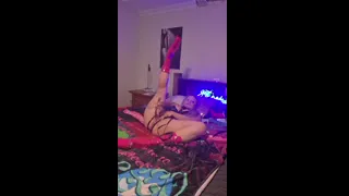 Scarlet diiamonds double penetrated holes take it this week stretching myself open with a tight pussy it's getting solo destroyed