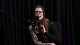 ACEITOU UM CONVITE NO PORNÔ APÓS UMA CRISE FINANCEIRA, ENTROU PRA PRODUTORA, E GOSTA DE FETICHES DE PEIDO - BELLA RUIVA (WATCH ON: SHEER/RED)